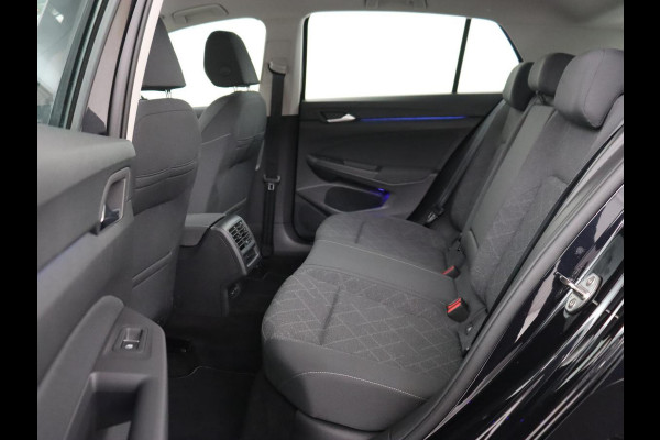 Volkswagen Golf 1.0 TSI Life | Carplay | Navigatie | Adaptive cruise | Full LED | Digital Cockpit | Sfeerverlichting | Climate control | Bluetooth | Parkeerhulp
