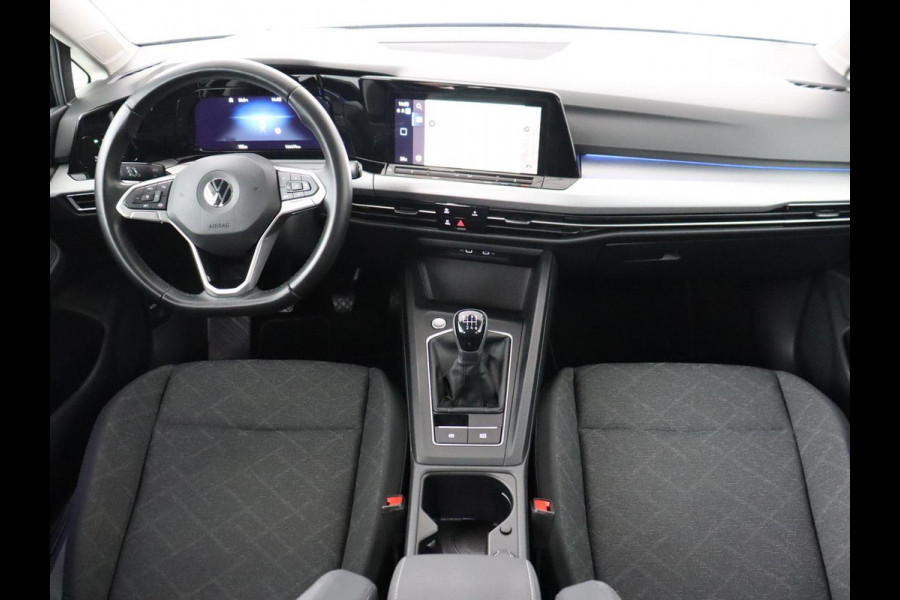 Volkswagen Golf 1.0 TSI Life | Carplay | Navigatie | Adaptive cruise | Full LED | Digital Cockpit | Sfeerverlichting | Climate control | Bluetooth | Parkeerhulp