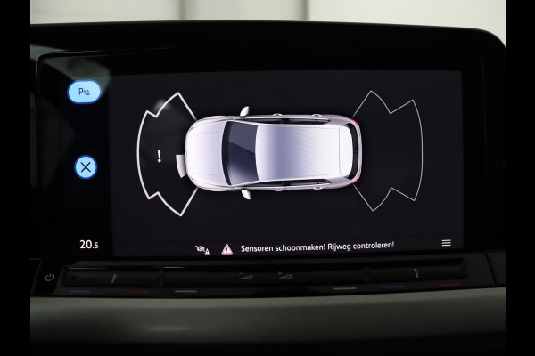 Volkswagen Golf 1.0 TSI Life | Carplay | Navigatie | Adaptive cruise | Full LED | Digital Cockpit | Sfeerverlichting | Climate control | Bluetooth | Parkeerhulp