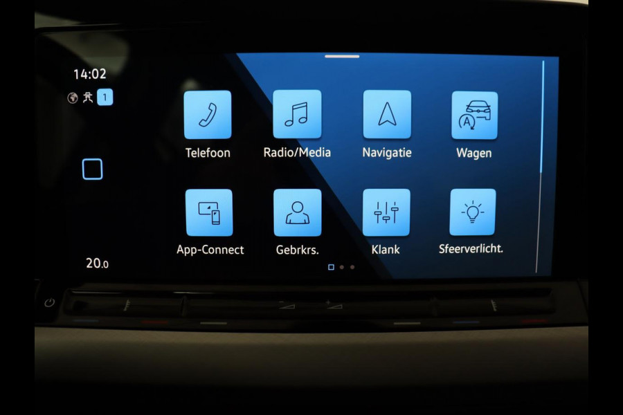Volkswagen Golf 1.0 TSI Life | Carplay | Navigatie | Adaptive cruise | Full LED | Digital Cockpit | Sfeerverlichting | Climate control | Bluetooth | Parkeerhulp