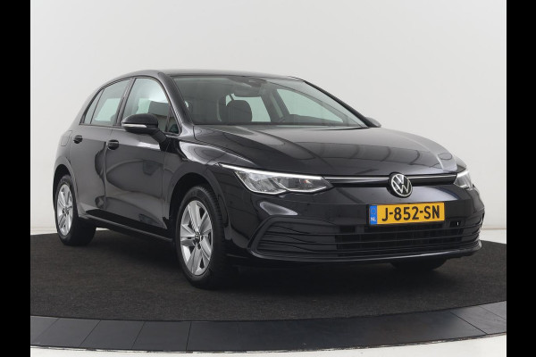 Volkswagen Golf 1.0 TSI Life | Carplay | Navigatie | Adaptive cruise | Full LED | Digital Cockpit | Sfeerverlichting | Climate control | Bluetooth | Parkeerhulp