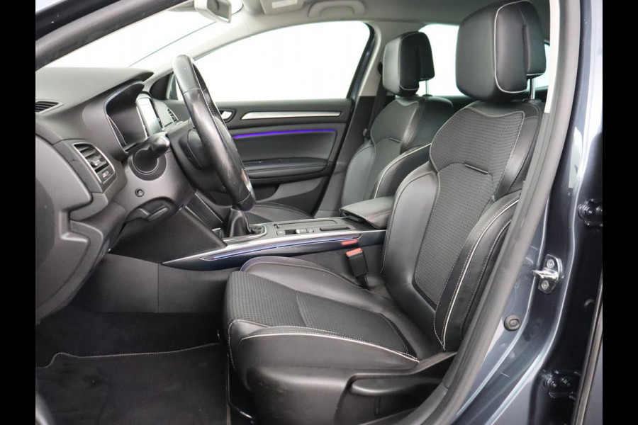 Renault Mégane 1.3 TCe Bose | Camera | Carplay | Park Assist | Navigatie | Half leder | Keyless | Climate control | DAB+ | Bluetooth | Cruise control | Dodehoek detectie