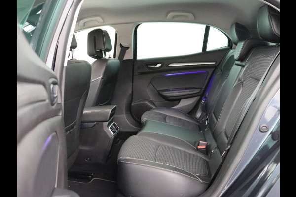 Renault Mégane 1.3 TCe Bose | Camera | Carplay | Park Assist | Navigatie | Half leder | Keyless | Climate control | DAB+ | Bluetooth | Cruise control | Dodehoek detectie