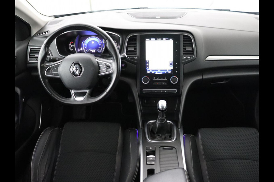 Renault Mégane 1.3 TCe Bose | Camera | Carplay | Park Assist | Navigatie | Half leder | Keyless | Climate control | DAB+ | Bluetooth | Cruise control | Dodehoek detectie