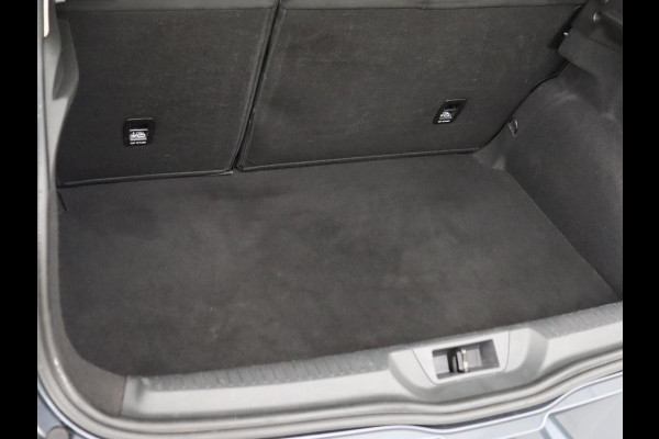 Renault Mégane 1.3 TCe Bose | Camera | Carplay | Park Assist | Navigatie | Half leder | Keyless | Climate control | DAB+ | Bluetooth | Cruise control | Dodehoek detectie