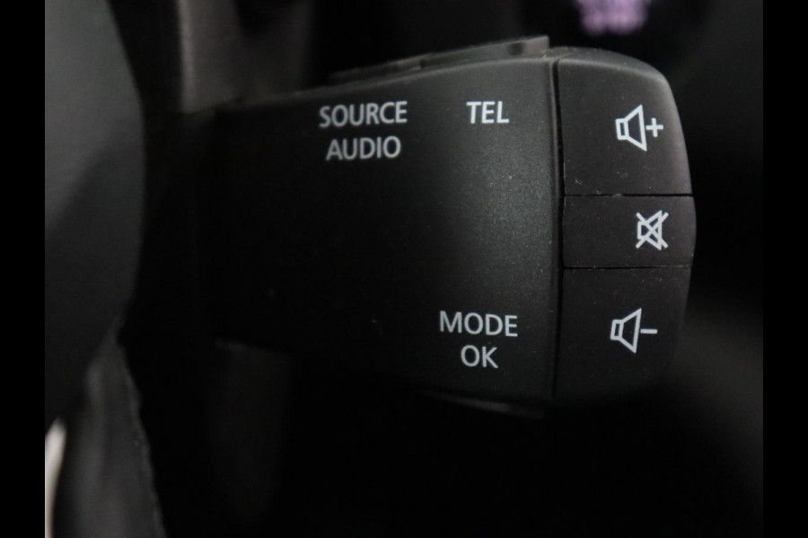 Renault Mégane 1.3 TCe Bose | Camera | Carplay | Park Assist | Navigatie | Half leder | Keyless | Climate control | DAB+ | Bluetooth | Cruise control | Dodehoek detectie