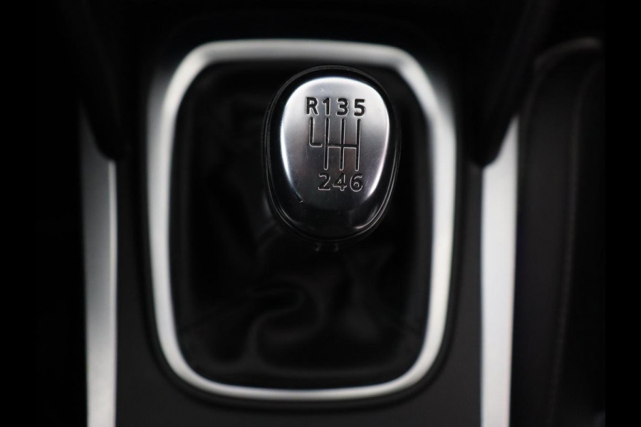 Renault Mégane 1.3 TCe Bose | Camera | Carplay | Park Assist | Navigatie | Half leder | Keyless | Climate control | DAB+ | Bluetooth | Cruise control | Dodehoek detectie