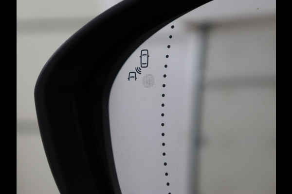 Renault Mégane 1.3 TCe Bose | Camera | Carplay | Park Assist | Navigatie | Half leder | Keyless | Climate control | DAB+ | Bluetooth | Cruise control | Dodehoek detectie