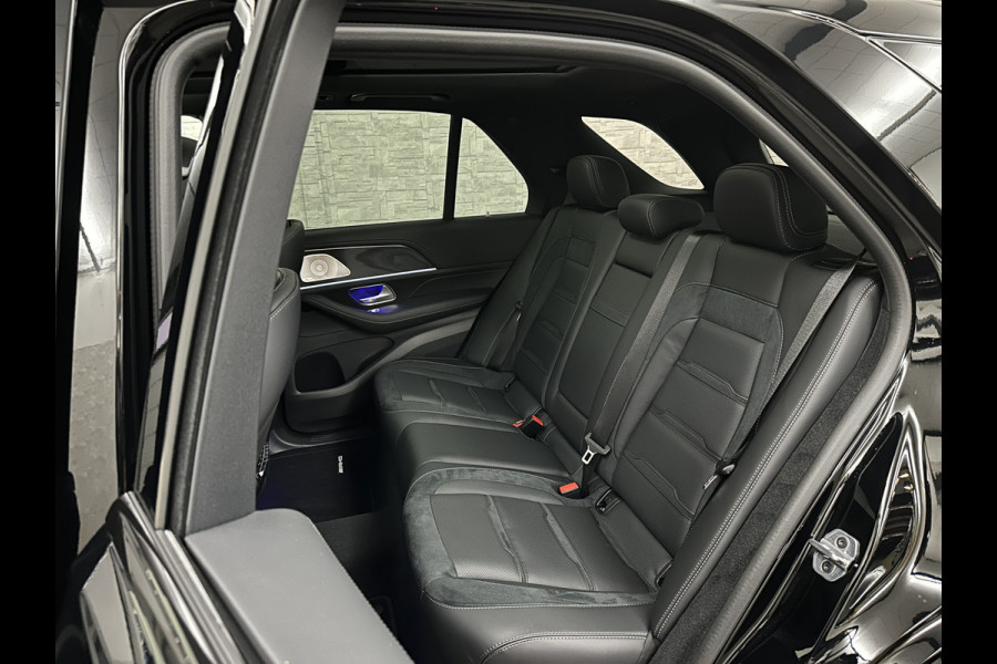 Mercedes-Benz GLE AMG 53 Hybrid 4MATIC+ | Nieuw! | Panorama | 360 Camera | Stoelventilatie | Head-Up | Burmester | Trekhaak | Carbon | 4-Zone Clima | AMG Drive-Unit | Nappa-Leder | Keyless-Go | Night-Pakket | Memory | Luchtvering | Parfumering | Carplay | Stuurverwarming | Bekerhouder Clima | Draadloos Laden |