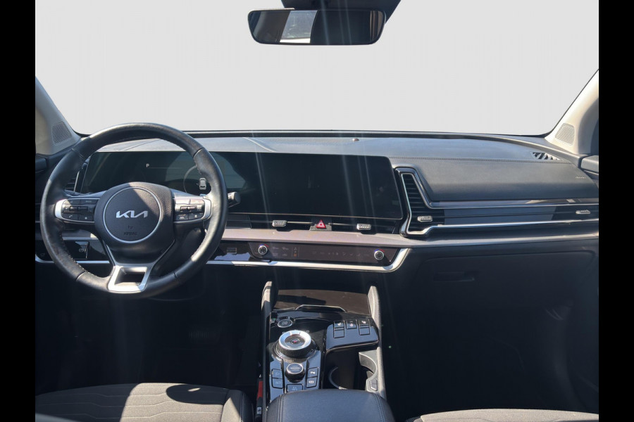 Kia Sportage 1.6 T-GDi Plug-in Hybrid AWD DynamicPlusLine Panoramadak | Stoelverwarming voor/achter | Camera | Trekhaak | Elektrische Stoelen | Cruise | Apple Carplay & Android Auto |