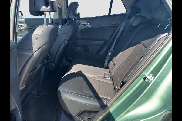 Kia Sportage 1.6 T-GDi Plug-in Hybrid AWD DynamicPlusLine Panoramadak | Stoelverwarming voor/achter | Camera | Trekhaak | Elektrische Stoelen | Cruise | Apple Carplay & Android Auto |