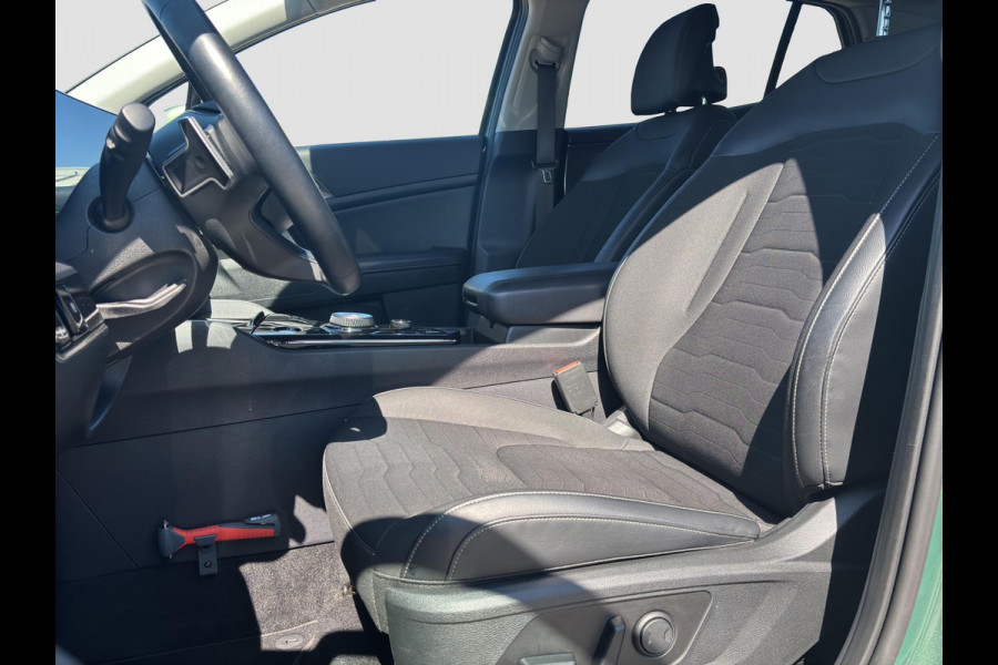 Kia Sportage 1.6 T-GDi Plug-in Hybrid AWD DynamicPlusLine Panoramadak | Stoelverwarming voor/achter | Camera | Trekhaak | Elektrische Stoelen | Cruise | Apple Carplay & Android Auto |