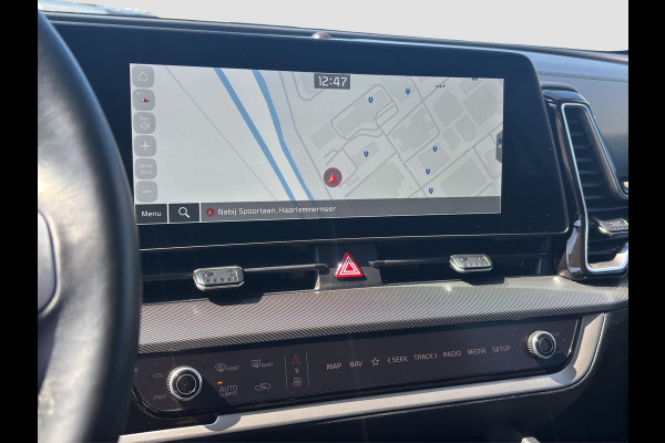 Kia Sportage 1.6 T-GDi Plug-in Hybrid AWD DynamicPlusLine Panoramadak | Stoelverwarming voor/achter | Camera | Trekhaak | Elektrische Stoelen | Cruise | Apple Carplay & Android Auto |
