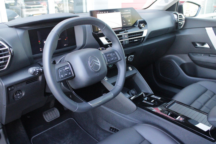 Citroën C4 C4 1.2 HYbrid 145PK MAX | HEAD UP DISPLAY | CAMERA VOOR + ACHTER | NAVIGATIE | DRAADLOZE TELEFOONLADER | FULL LED KOPLAMPEN | DRAADLOZE APPLE CARPLAY/ANDROID AUTO | 18" LICHTMETALEN VELGEN | ADAPTIVE CRUISE CONTROL | CLIMATE CONTROL | LEDEREN BEKLEDING | DAB+ RADIO | KEYLESS ENTRY/START |