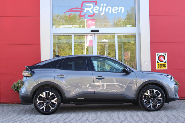 Citroën C4 C4 1.2 HYbrid 145PK MAX | HEAD UP DISPLAY | CAMERA VOOR + ACHTER | NAVIGATIE | DRAADLOZE TELEFOONLADER | FULL LED KOPLAMPEN | DRAADLOZE APPLE CARPLAY/ANDROID AUTO | 18" LICHTMETALEN VELGEN | ADAPTIVE CRUISE CONTROL | CLIMATE CONTROL | LEDEREN BEKLEDING | DAB+ RADIO | KEYLESS ENTRY/START |