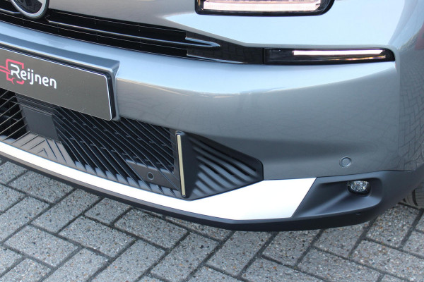 Citroën C4 C4 1.2 HYbrid 145PK MAX | HEAD UP DISPLAY | CAMERA VOOR + ACHTER | NAVIGATIE | DRAADLOZE TELEFOONLADER | FULL LED KOPLAMPEN | DRAADLOZE APPLE CARPLAY/ANDROID AUTO | 18" LICHTMETALEN VELGEN | ADAPTIVE CRUISE CONTROL | CLIMATE CONTROL | LEDEREN BEKLEDING | DAB+ RADIO | KEYLESS ENTRY/START |