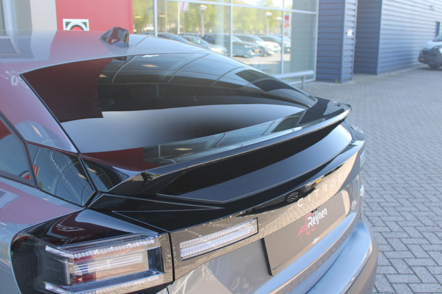 Citroën C4 C4 1.2 HYbrid 145PK MAX | HEAD UP DISPLAY | CAMERA VOOR + ACHTER | NAVIGATIE | DRAADLOZE TELEFOONLADER | FULL LED KOPLAMPEN | DRAADLOZE APPLE CARPLAY/ANDROID AUTO | 18" LICHTMETALEN VELGEN | ADAPTIVE CRUISE CONTROL | CLIMATE CONTROL | LEDEREN BEKLEDING | DAB+ RADIO | KEYLESS ENTRY/START |