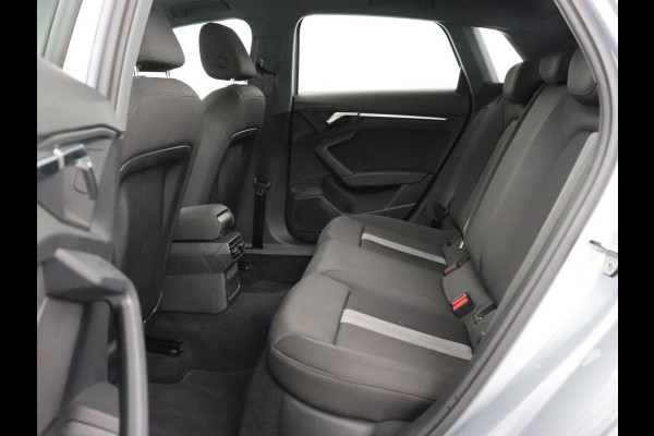 Audi A3 40 TFSIe Edition | SOH 94% | Panoramadak | Carplay | Virtual Cockpit | Climate control | Parkeerhulp | Cruise control | Bluetooth | Full LED | DAB | PHEV | Plug In