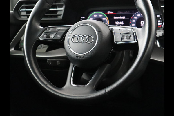 Audi A3 40 TFSIe Edition | SOH 94% | Panoramadak | Carplay | Virtual Cockpit | Climate control | Parkeerhulp | Cruise control | Bluetooth | Full LED | DAB | PHEV | Plug In