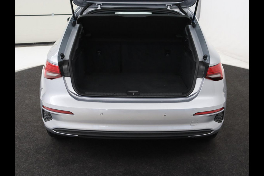 Audi A3 40 TFSIe Edition | SOH 94% | Panoramadak | Carplay | Virtual Cockpit | Climate control | Parkeerhulp | Cruise control | Bluetooth | Full LED | DAB | PHEV | Plug In