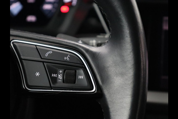 Audi A3 40 TFSIe Edition | SOH 94% | Panoramadak | Carplay | Virtual Cockpit | Climate control | Parkeerhulp | Cruise control | Bluetooth | Full LED | DAB | PHEV | Plug In