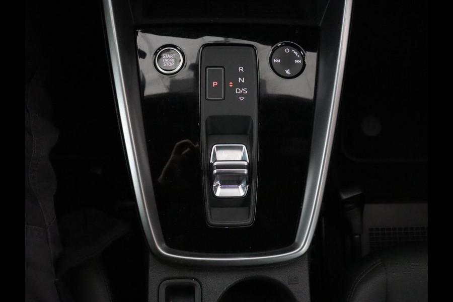 Audi A3 40 TFSIe Edition | SOH 94% | Panoramadak | Carplay | Virtual Cockpit | Climate control | Parkeerhulp | Cruise control | Bluetooth | Full LED | DAB | PHEV | Plug In