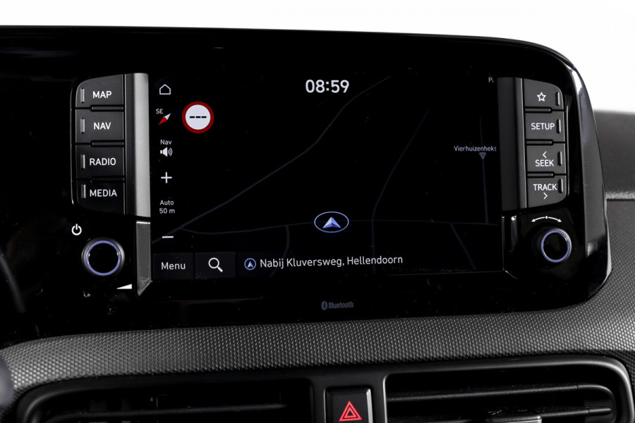 Hyundai i10 1.0 Comfort Smart | Cruise | Stoel-+Stuurverw. | PDC | Camera | NAV + App. Connect | Airco | DAB | LM 16" |