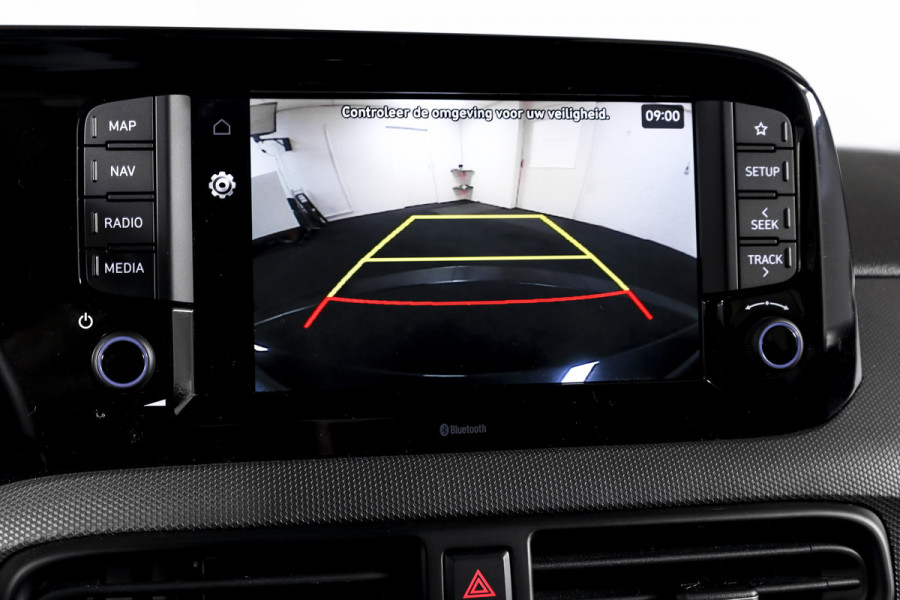 Hyundai i10 1.0 Comfort Smart | Cruise | Stoel-+Stuurverw. | PDC | Camera | NAV + App. Connect | Airco | DAB | LM 16" |