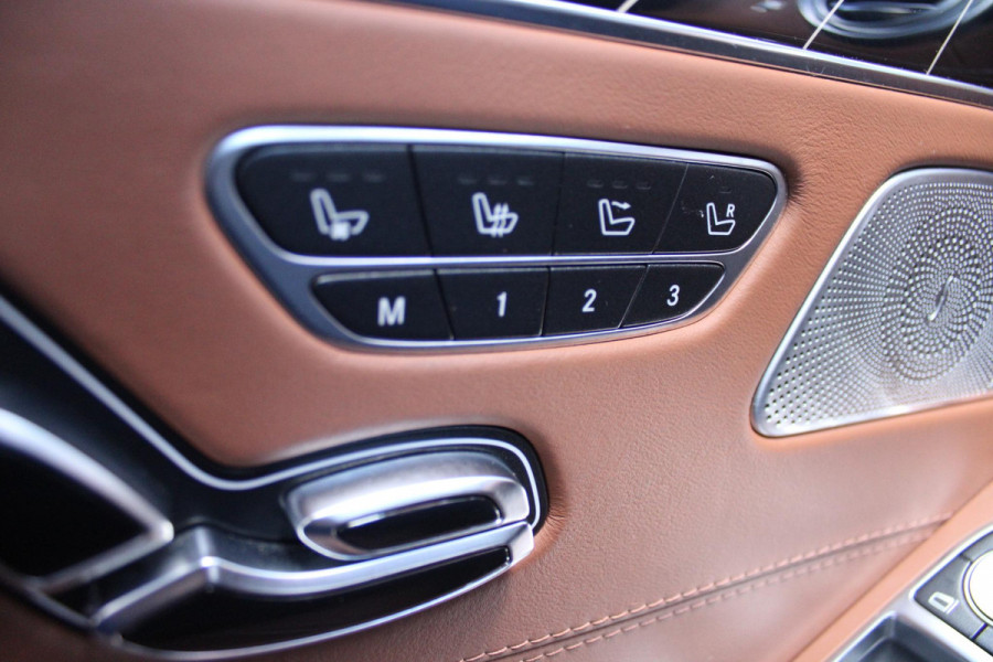 Mercedes-Benz S-Klasse Coupé 450 4MATIC | AMG-STYLING INTERIEUR / EXTERIEUR | PANORAMADAK | BURMESTER PREMIUM AUDIO ® | ELEKTRISCH VERSTELBARE VOORSTOELEN MET GEHEUGEN | MASSAGE STOELEN | VOORSTOELEN VERWARMBAAR | VOORSTOELEN GEVENTILEERD | AIRSCARF ( HOOFDRUIMTEVERWARMING VOOR BESTUURDER EN VOORPASSAGIER | LEDEREN INTERIEURDELEN | HOUTAFWERKING INTERIEUR | SFEERVERLICHTING | LEDEREN BEKLEDING | ADAPTIVE CRUISE CONTROL | PARKEERPAKKET INCLUSIEF 360°-CAMERA | ELEKTRISCHE ACHTERKLEP | VLAKKENVERWARMING | DODEHOEK DETECTIE | 20" MULTISPAAK LICHTMETALEN VELGEN |