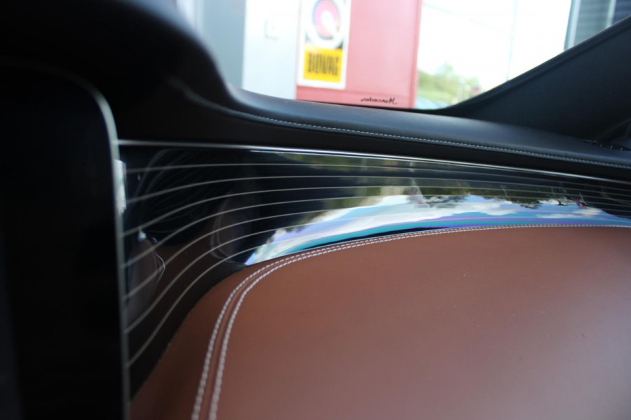 Mercedes-Benz S-Klasse Coupé 450 4MATIC | AMG-STYLING INTERIEUR / EXTERIEUR | PANORAMADAK | BURMESTER PREMIUM AUDIO ® | ELEKTRISCH VERSTELBARE VOORSTOELEN MET GEHEUGEN | MASSAGE STOELEN | VOORSTOELEN VERWARMBAAR | VOORSTOELEN GEVENTILEERD | AIRSCARF ( HOOFDRUIMTEVERWARMING VOOR BESTUURDER EN VOORPASSAGIER | LEDEREN INTERIEURDELEN | HOUTAFWERKING INTERIEUR | SFEERVERLICHTING | LEDEREN BEKLEDING | ADAPTIVE CRUISE CONTROL | PARKEERPAKKET INCLUSIEF 360°-CAMERA | ELEKTRISCHE ACHTERKLEP | VLAKKENVERWARMING | DODEHOEK DETECTIE | 20" MULTISPAAK LICHTMETALEN VELGEN |