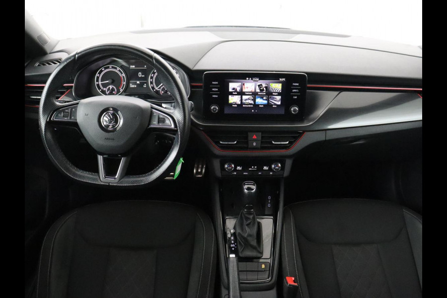 Škoda SCALA 1.0 TSI Sport | Automaat | Panoramadak | Carplay | Full LED | Climate control | Sportstoelen | Parkeerhulp | Cruise control | Bluetooth | 17'' | Getint glas