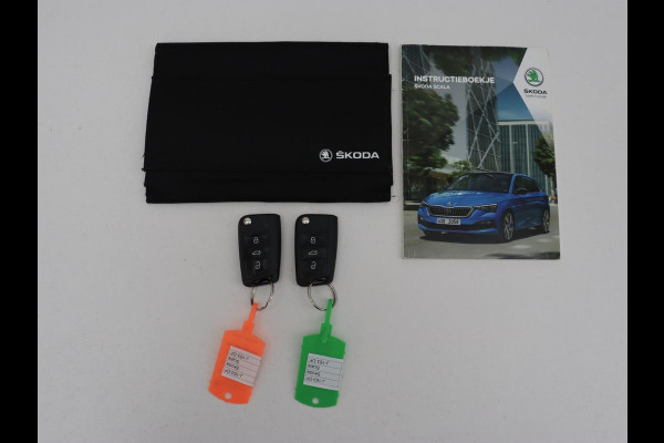 Škoda SCALA 1.0 TSI Sport | Automaat | Panoramadak | Carplay | Full LED | Climate control | Sportstoelen | Parkeerhulp | Cruise control | Bluetooth | 17'' | Getint glas