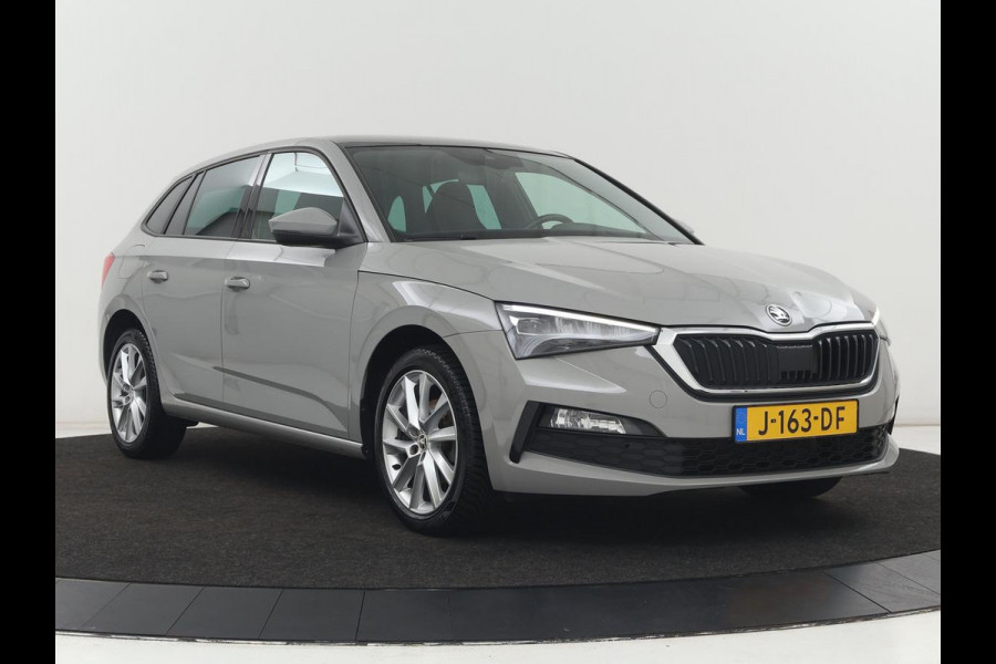 Škoda SCALA 1.0 TSI Sport | Automaat | Panoramadak | Carplay | Full LED | Climate control | Sportstoelen | Parkeerhulp | Cruise control | Bluetooth | 17'' | Getint glas