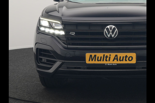 Volkswagen Touareg 3.0 TSi 4MOTION R PHEV 462pk Dealer O.H. | Luchtvering | Trekhaak Af Fabriek | Panodak | Adaptive Cruise | Lederen Sportstoelen Memory & Verwarmd | Camera | 21"L.M | Stuur Verwarmd | Keyless | Apple Carplay | Blis | Plug In Hybrid |