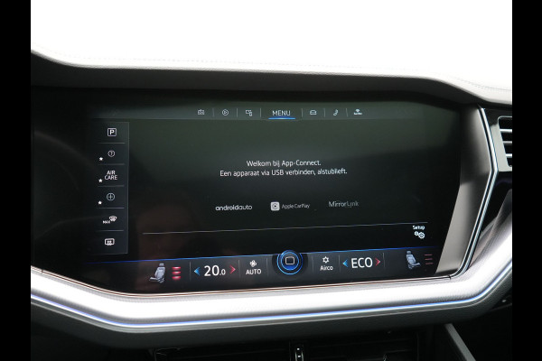 Volkswagen Touareg 3.0 TSi 4MOTION R PHEV 462pk Dealer O.H. | Luchtvering | Trekhaak Af Fabriek | Panodak | Adaptive Cruise | Lederen Sportstoelen Memory & Verwarmd | Camera | 21"L.M | Stuur Verwarmd | Keyless | Apple Carplay | Blis | Plug In Hybrid |