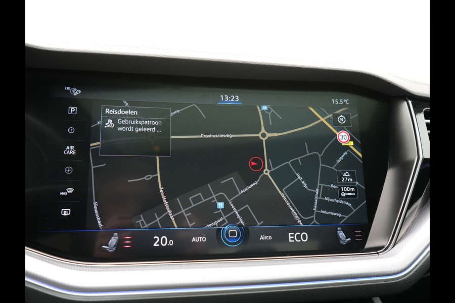 Volkswagen Touareg 3.0 TSi 4MOTION R PHEV 462pk Dealer O.H. | Luchtvering | Trekhaak Af Fabriek | Panodak | Adaptive Cruise | Lederen Sportstoelen Memory & Verwarmd | Camera | 21"L.M | Stuur Verwarmd | Keyless | Apple Carplay | Blis | Plug In Hybrid |
