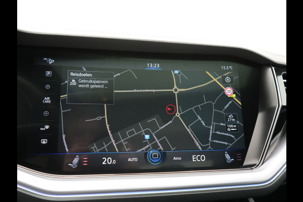 Volkswagen Touareg 3.0 TSi 4MOTION R PHEV 462pk Dealer O.H. | Luchtvering | Trekhaak Af Fabriek | Panodak | Adaptive Cruise | Lederen Sportstoelen Memory & Verwarmd | Camera | 21"L.M | Stuur Verwarmd | Keyless | Apple Carplay | Blis | Plug In Hybrid |
