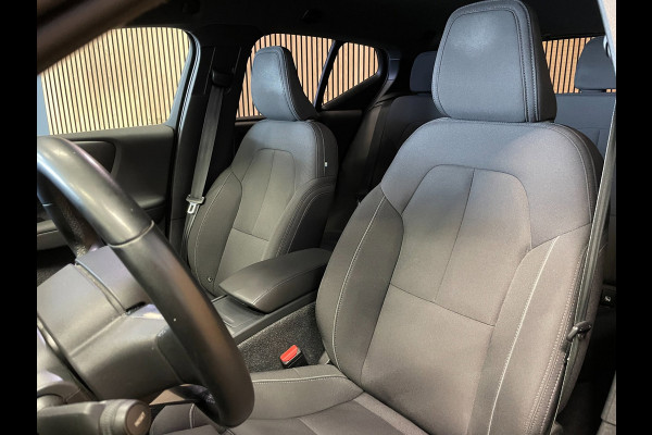 Volvo XC40 Recharge Core|94% SOH|BLACK|ACC|CAMERA|APPLE CARPLAY/ANDROID AUTO|STOEL+STUURVERW|ELEK.KLEP|NL-AUTO|NAP|INC.BTW|1e EIG|