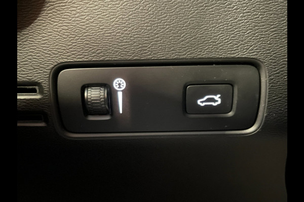 Volvo XC40 Recharge Core|94% SOH|BLACK|ACC|CAMERA|APPLE CARPLAY/ANDROID AUTO|STOEL+STUURVERW|ELEK.KLEP|NL-AUTO|NAP|INC.BTW|1e EIG|