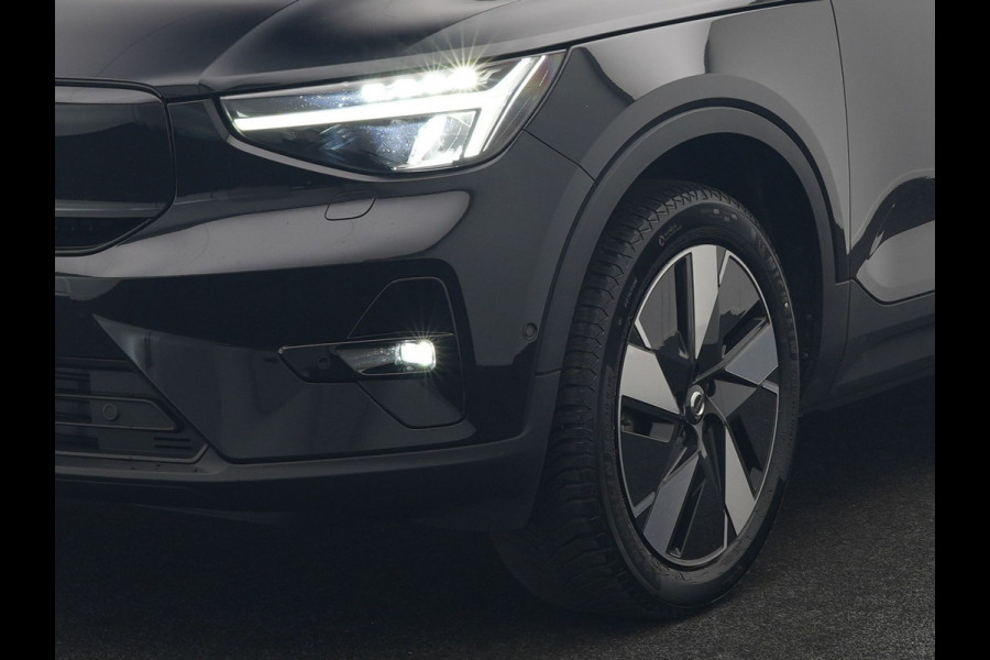 Volvo XC40 Recharge Extended Range Ultimate 82 kWh 252pk Dealer O.H. | Panodak | 360 Camera | Adaptive Cruise | Harman / Kardon | Voorstoelen Memory & Verwarmd | Google Assistent | Keyless | Blis | Stuur Verwarmd | Apple Carplay | DAB |