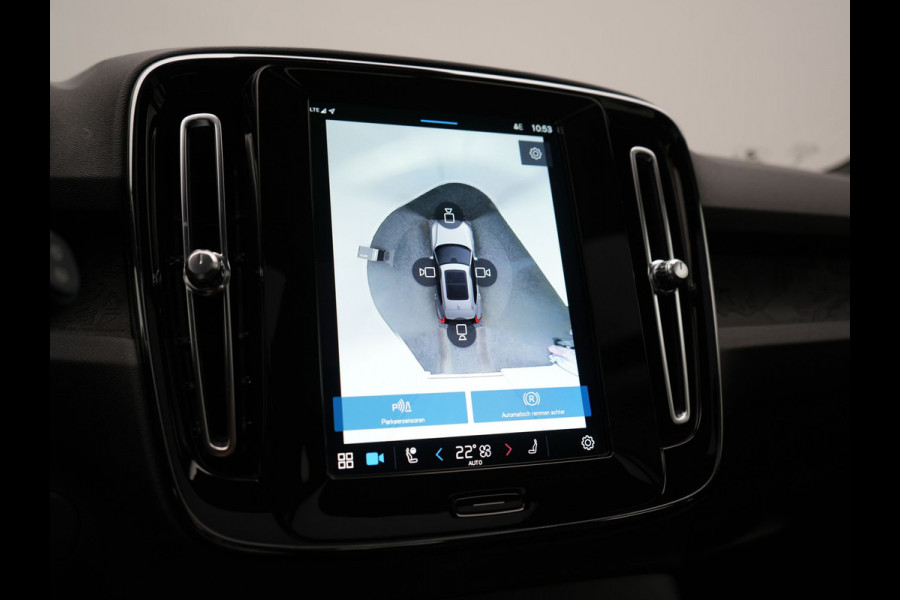 Volvo XC40 Recharge Extended Range Ultimate 82 kWh 252pk Dealer O.H. | Panodak | 360 Camera | Adaptive Cruise | Harman / Kardon | Voorstoelen Memory & Verwarmd | Google Assistent | Keyless | Blis | Stuur Verwarmd | Apple Carplay | DAB |