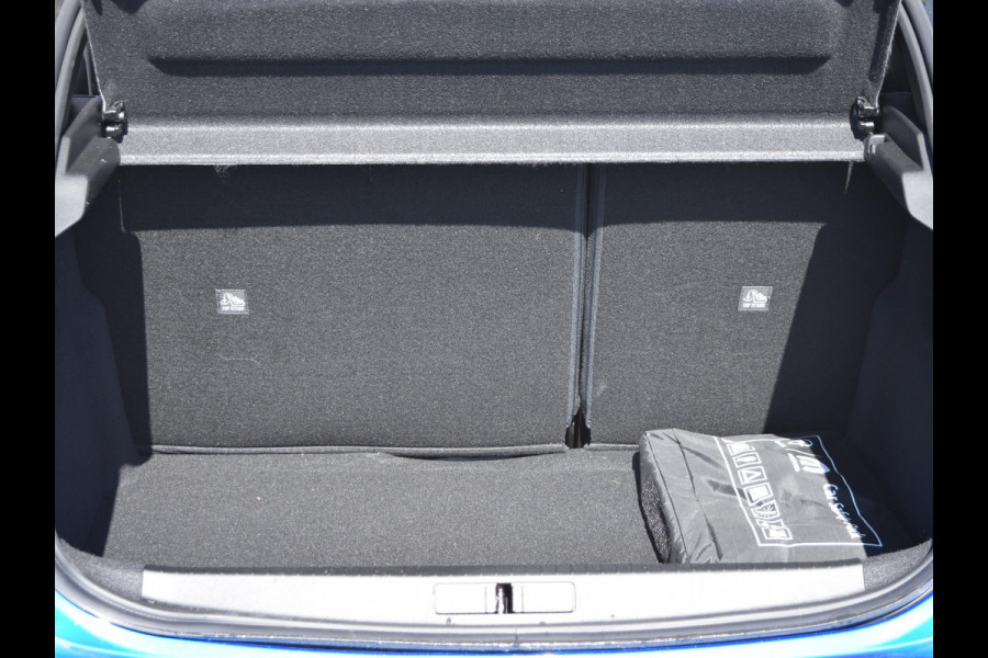 Opel Corsa Electric Long Range Yes 51 kWh SOH 97% | PARKEERSENSOREN | CARPLAY | WINTERPAKKET |