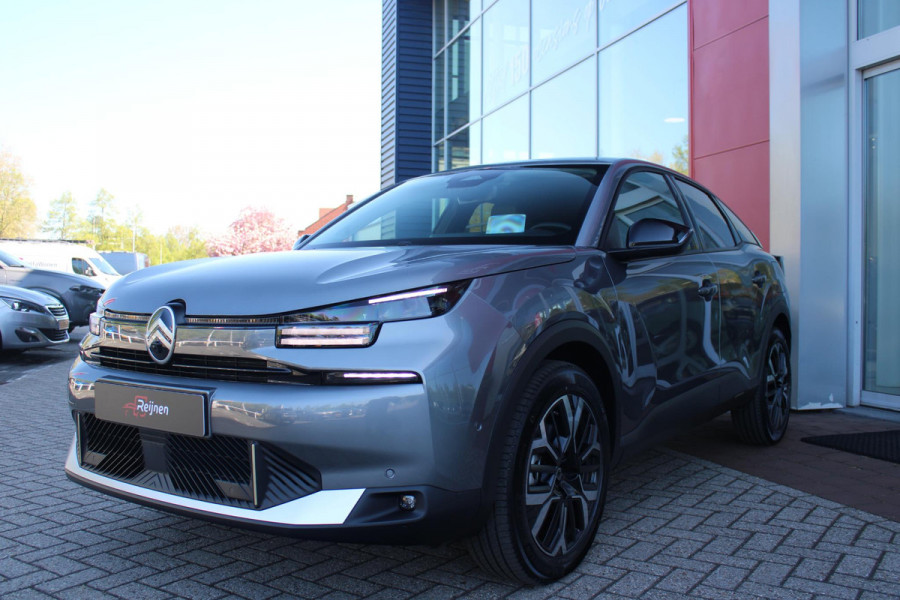 Citroën C4 C4 1.2 HYbrid 145PK MAX | HEAD UP DISPLAY | CAMERA VOOR + ACHTER | NAVIGATIE | DRAADLOZE TELEFOONLADER | FULL LED KOPLAMPEN | DRAADLOZE APPLE CARPLAY/ANDROID AUTO | 18" LICHTMETALEN VELGEN | ADAPTIVE CRUISE CONTROL | CLIMATE CONTROL | LEDEREN BEKLEDING | DAB+ RADIO | KEYLESS ENTRY/START |