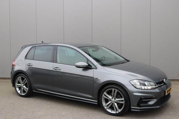 Volkswagen Golf 1.5 TSI 150PK Highline Business R Navigatie/Camera/Stoelverwarming/Adaptive-cruisecontrol