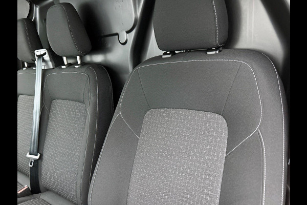 Ford Transit Custom 300 2.0 TDCI L2H1 Automaat Trend Nieuw Model Navigatie Climate Control Parkeersensoren Camera Lichtmetalen Velgen Bumpers in kleur Digitale Cockpit