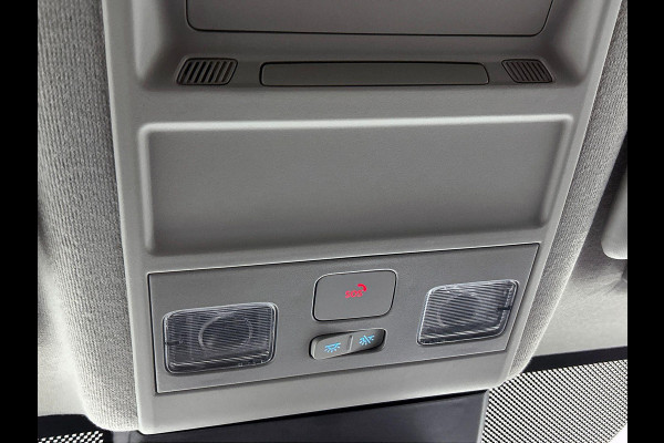 Ford Transit Custom 300 2.0 TDCI L2H1 Automaat Trend Nieuw Model Navigatie Climate Control Parkeersensoren Camera Lichtmetalen Velgen Bumpers in kleur Digitale Cockpit