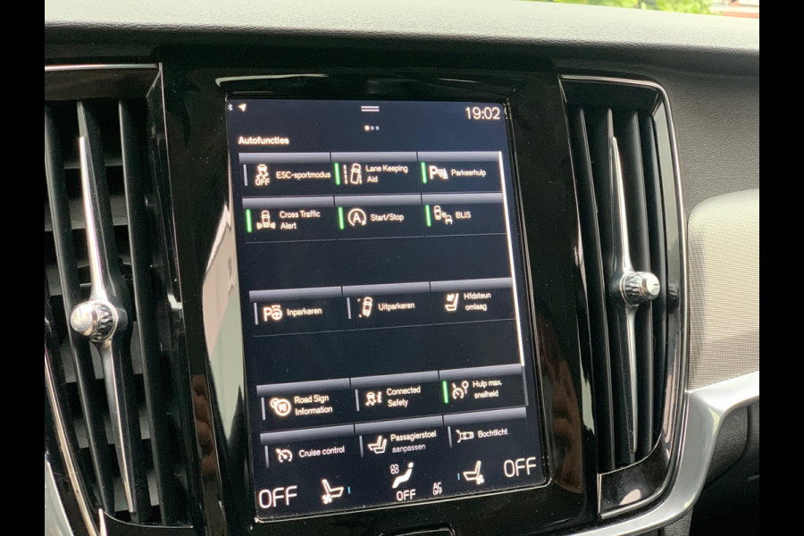 Volvo V90 2.0 D4 Inscription 190PK LEDER PILOT 19'' 2018