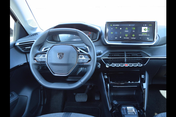 Peugeot 208 1.2 Hybrid 110 e-DCS6 Allure CAMERA MET SENSOREN | NAVI & CARPLAY | E.C.C. |