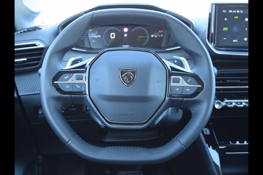 Peugeot 208 1.2 Hybrid 110 e-DCS6 Allure CAMERA MET SENSOREN | NAVI & CARPLAY | E.C.C. |