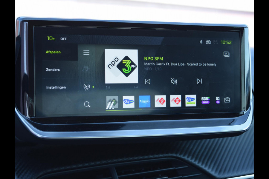 Peugeot 208 1.2 Hybrid 110 e-DCS6 Allure CAMERA MET SENSOREN | NAVI & CARPLAY | E.C.C. |